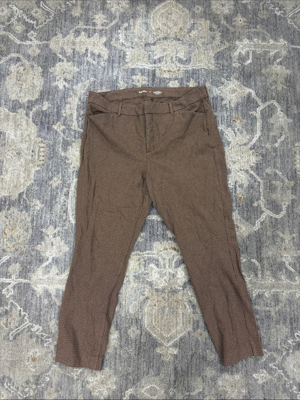 High-Rise Pixie Skinny Pants with secret skinny pockets